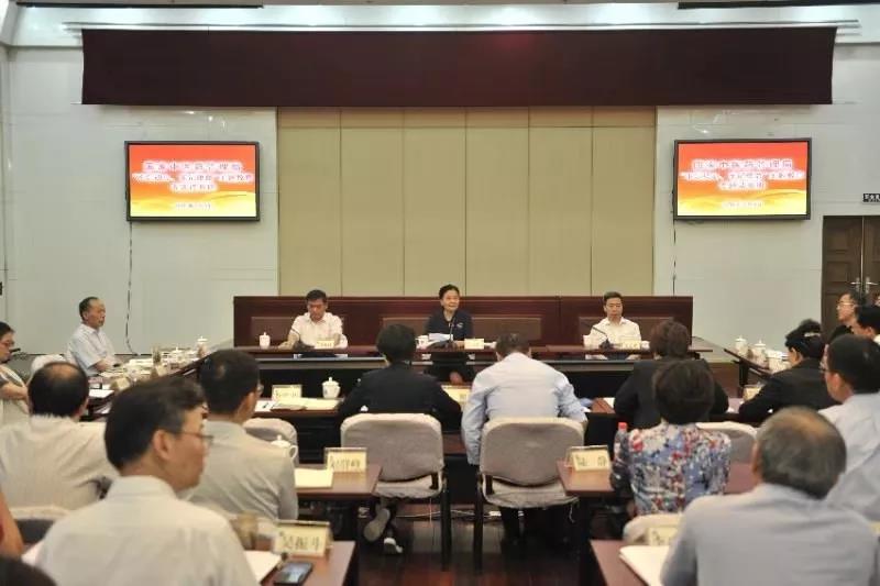a6fea7f2a5d693834567afb4922e50da.jpg